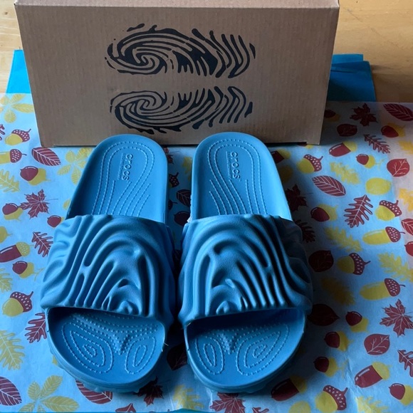 💙 SALEHE BEMBURY X CROCS THE POLLEX SLIDE  💙 NWT 💙 - Picture 11 of 16